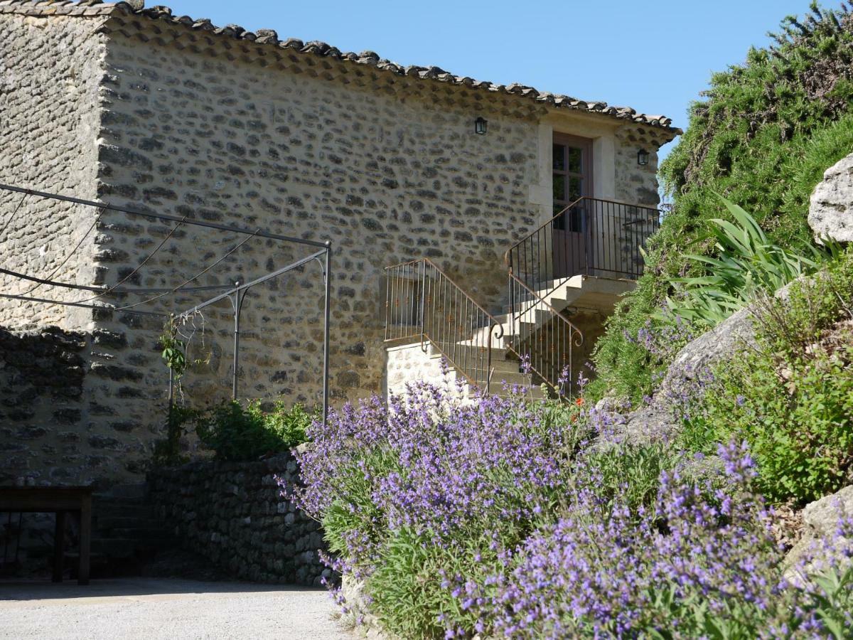 Отель La Ferme Les Eybrachas Reauville Экстерьер фото